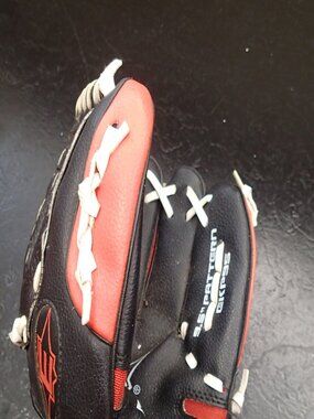 Youth Baseball Glove Easton 9.5